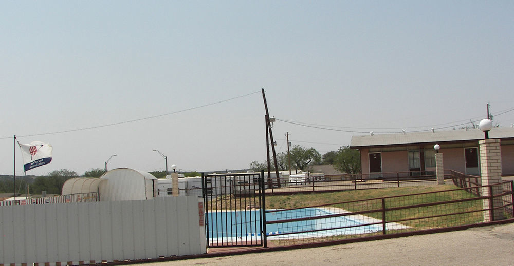 Holiday Host Motel Sonora Εξωτερικό φωτογραφία