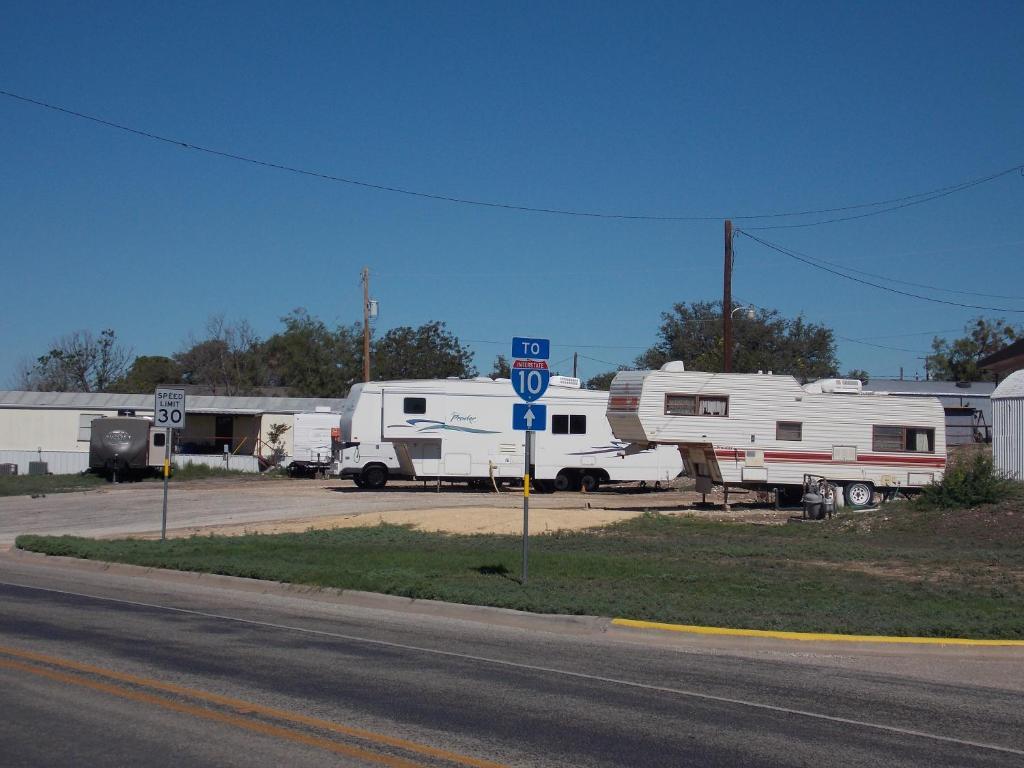 Holiday Host Motel Sonora Εξωτερικό φωτογραφία